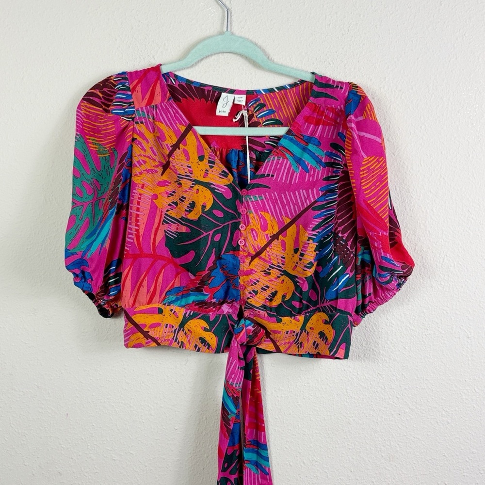 NWT Joie Tropical Pink Cropped Top Tie / Button Front size Small